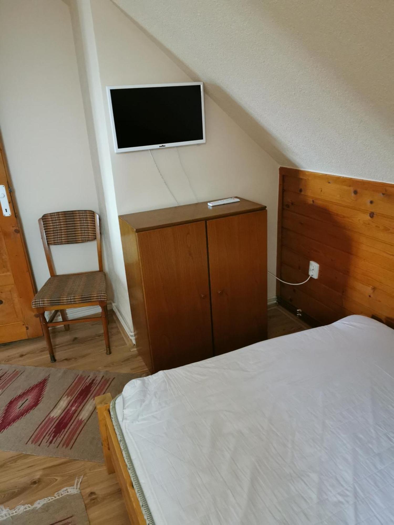 Emilia Vendeghaz Hotel Ciumani Eksteriør billede